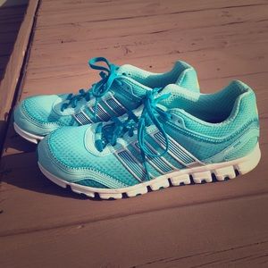 Size 9 women’s adidas climacool running shoes.
